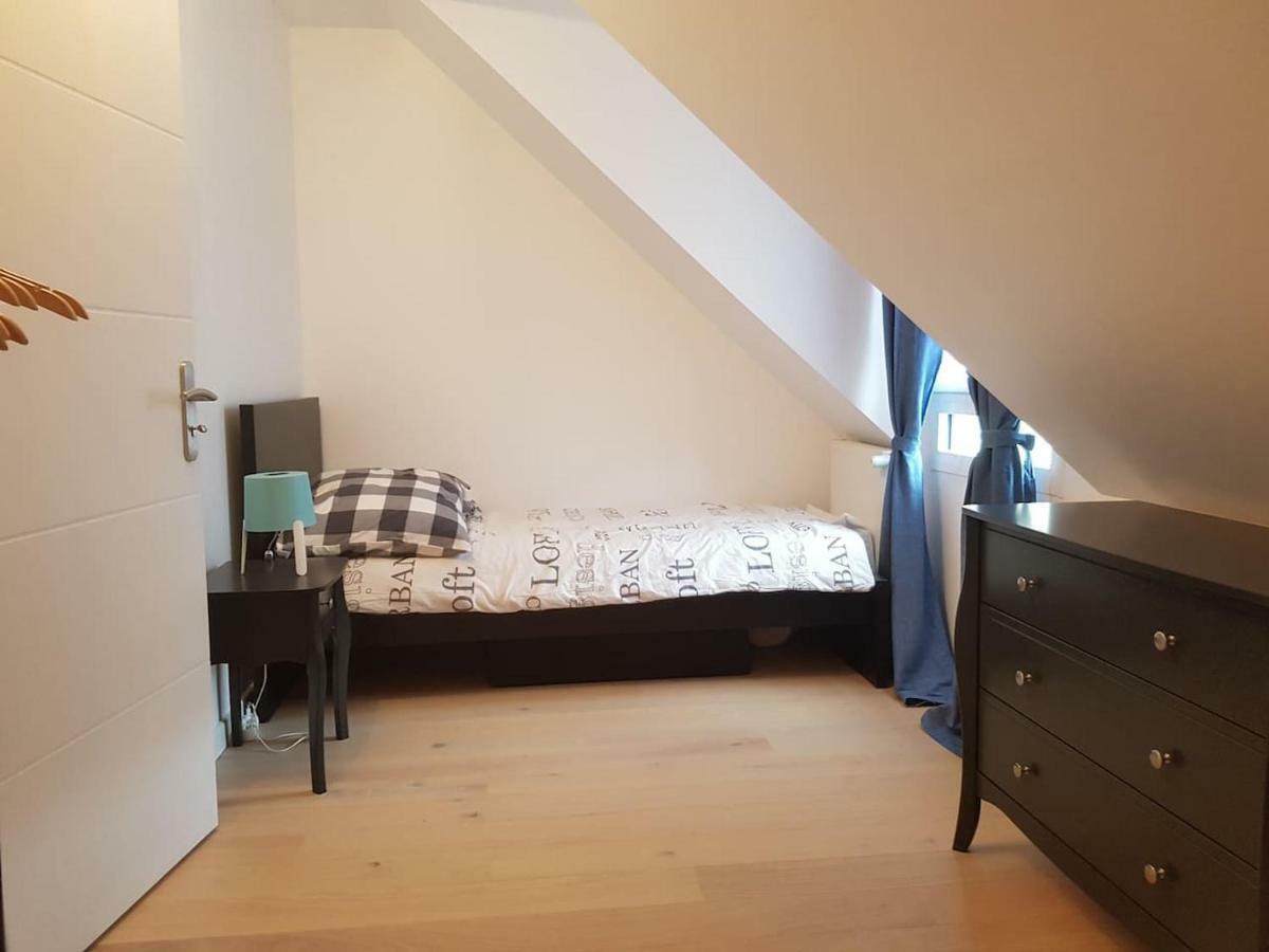 maison de ville idéalement située à honfleur avec parking Esterno foto